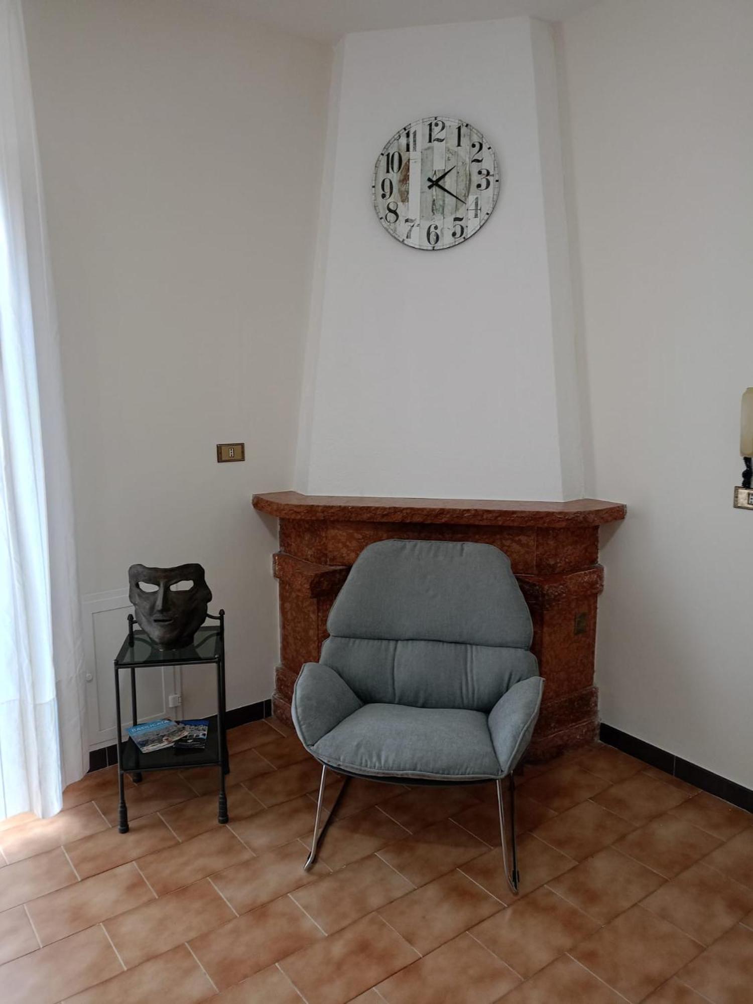 Vila Locazione Turistica" La Rupe" Marsicovetere Exteriér fotografie